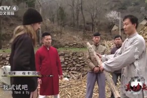 Троллинг монаха не удался