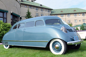 Первый в истории минивэн - Stout Scarab