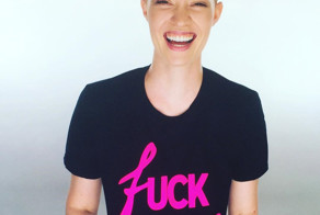 Женщина запечатлела этапы своей мастэктомии в серии оригинальных снимков