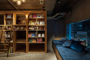 Тематический отель в Токио, напоминающий книжный магазин