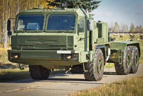 Тест-драйв ракетного тягача БАЗ-6402