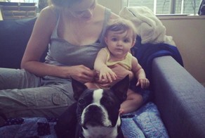 Модель показала растяжки после родов, чтобы подбодрить молодых мам