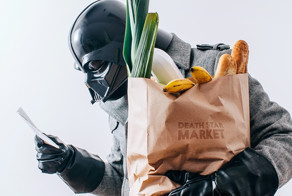 Повседневная жизнь Дарта Вейдера в забавных фотографиях