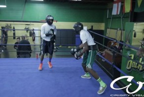 Отец решил проучить сына, издевавшегося над малышами в школе