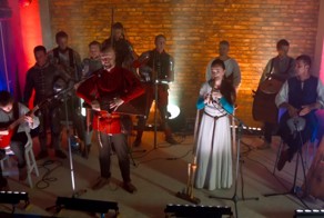 Средневековый кавер на Pink Floyd - Another Brick in the Wall