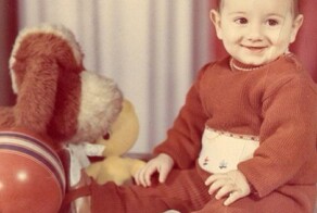 Детские фото известных людей