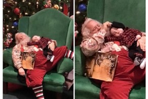 Санта-Клаус не стал будить спящего малыша, и устроил с ним забавную фотосессию