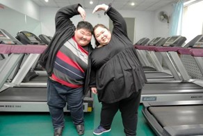 Эти супруги настолько толстые, что не могут заниматься любовью
