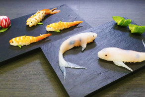 Приготовление суши в виде плавающих карпов кои