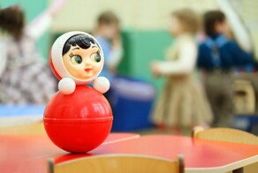 Ребенку запретили брать игрушки из-за поборов в саду