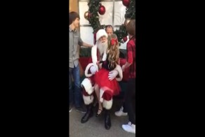 Отец неожиданно вернулся со службы и решил сделать своим детям сюрприз