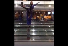 Когда балетная труппа застряла в аэропорту