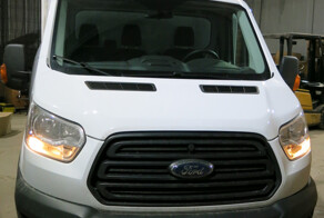 Ставим пневматику на новенький Ford Transit
