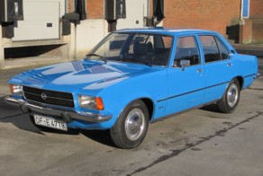 Старенький Opel Rekord с пробегом 2000 километров