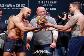 Cамый позитивный боец UFC продолжает развлекаться