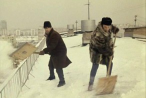 6 бесспорных причин почистить снег с крыши