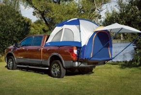 Новый Nissan Titan оснастили палаткой и другими удобными штуковинами