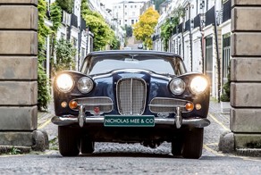 Lagonda Rapide - Четырехдверный автомобиль класса GT