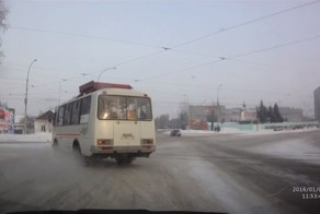Авария дня. Бетономешалка протаранила Kia