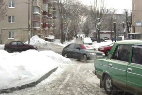 "Кленовый лист" на лобовом стекле