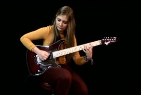 Iron Maiden – "The Trooper" в исполнении талантливой 16-летней гитаристки