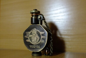 Зажигалка бензиновая на тему Fallout сделал сам