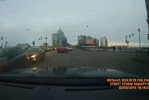 Авария дня. Dodge Challenger попал в ДТП
