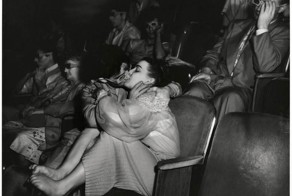 Настоящие чувства зрителей в кинотеатрах в 1943 году 