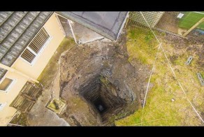 В деревне Англии рядом с жилым домом образовалась 90-метровая пропасть