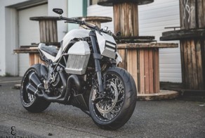 Ducati Diavel "украшенный" алюминиевыми листами
