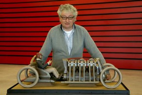 Автомобильные скульптуры француза Гийома Моро