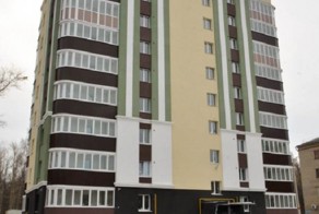  Жилой дом для бесплатной аренды сотрудникам