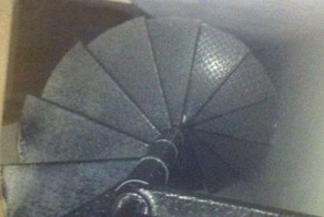 Два брата нашли в своём доме тайную комнату и поняли, что в ней кто-то жил