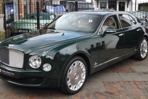 Bentley Mulsanne Елизаветы II выставили на продажу
