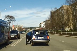Курьезное ДТП в Ижевске