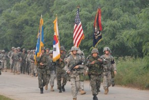 Ноги солдата после марш-броска на 40 километров