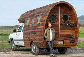 Дизайнер, изобреталь и конструктор - Джей Нельсон