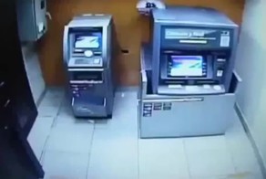 Обчистить за 60 секунд: сверхбыстрое ограбление банкомата