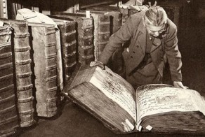 10 известных книг, которые на самом деле оказались фальшивкой