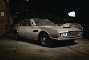 Простоявший 30 лет в гараже Aston Martin выставят на торги