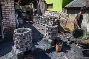 Алюминиевые изделия ремесленников Мадагаскара