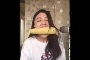 Просто глупая девченка | Дрель + Кукуруза = Отсутствие волос