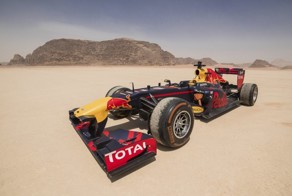 Дэвид Култхард прокалился на болиде RedBull в Иордании