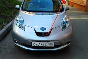 Как подзарядить электромобиль, если нет специальной cтанции