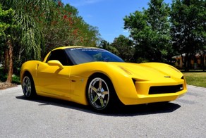 Реплика Chevrolet C7 Corvette Stingray, которая выглядит просто ужасно