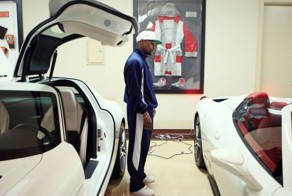 Самый дорогие автомобили, которые любят покупать знаменитости