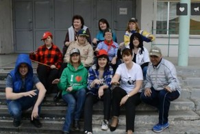 Красноярские учителя сняли эпичный рэп-клип для выпускников