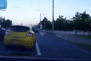 Авария дня. Два гонщика устроили ДТП в Казани