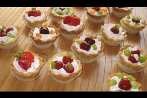 И вкусно и красиво! Нравится всем) Но готовить не так просто(((