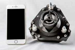 Роторно-поршневой двигатель для карта размером со смартфон